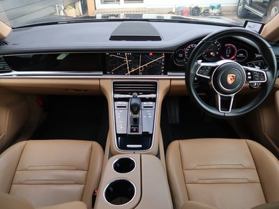 2017 Porsche PANAMERA — миниатюра 12