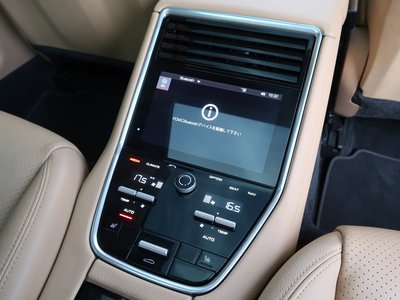 2017 Porsche PANAMERA — миниатюра 7