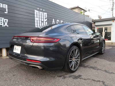 2017 Porsche PANAMERA — миниатюра 21