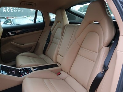 2017 Porsche PANAMERA — миниатюра 13