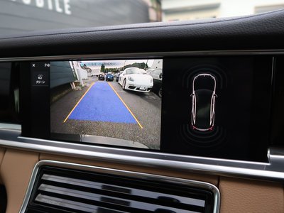 2017 Porsche PANAMERA — миниатюра 11