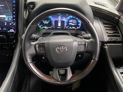 2025 Toyota VELLFIRE thumbnail 32