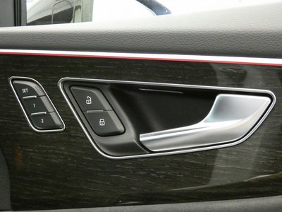 2024 AUDI Q8 — миниатюра 42