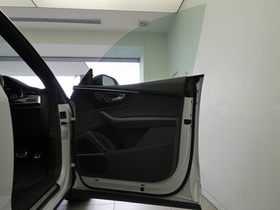 2024 AUDI Q8 — миниатюра 33