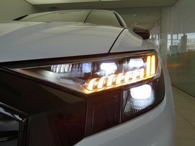 2024 AUDI Q8 — миниатюра 36