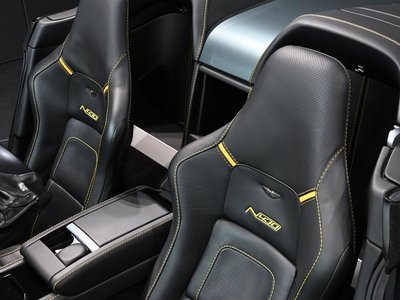 صورة 16 لـ 2015 Aston Martin V8 VANTAGE ROADSTER