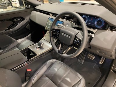 2025 LAND Rover RANGE ROVER EVOQUE photo 2