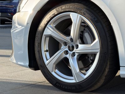صورة 22 لـ 2023 AUDI A6 AVANT
