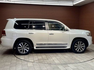 صورة 17 لـ 2016 Toyota LAND CRUISER 200