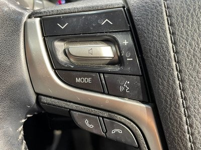 صورة 54 لـ 2016 Toyota LAND CRUISER 200