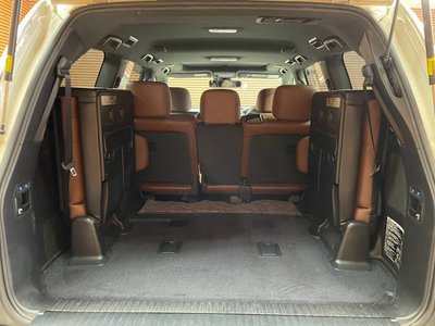 صورة 39 لـ 2016 Toyota LAND CRUISER 200