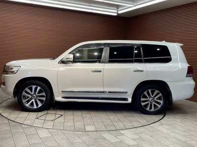 صورة 34 لـ 2016 Toyota LAND CRUISER 200