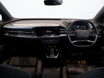 2025 AUDI Q4 SPORTBACK E-TRON photo 31