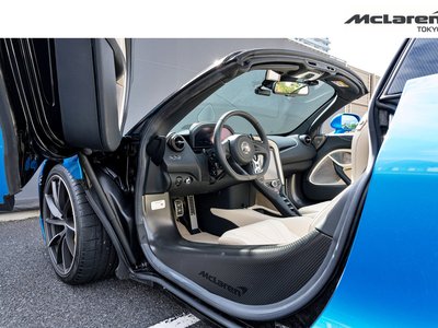 صورة 38 لـ 2021 Mclaren 720S SPIDER