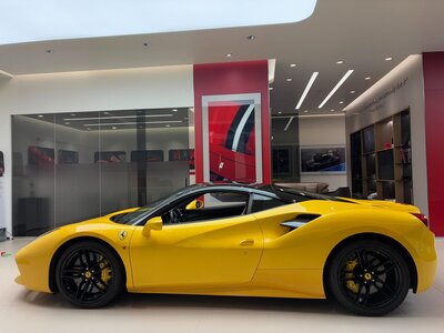 2018 Ferrari 488 GTB thumbnail 21