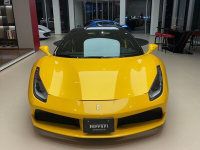 2018 Ferrari 488 GTB thumbnail 23