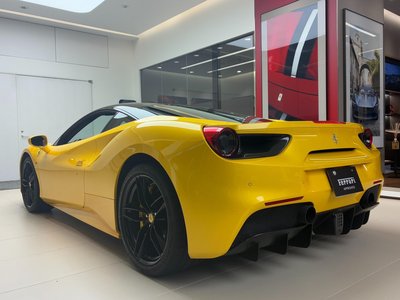 2018 Ferrari 488 GTB thumbnail 33