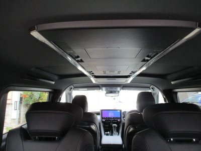 صورة 15 لـ 2024 Toyota ALPHARD