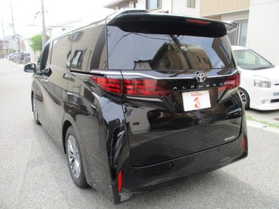 صورة 49 لـ 2024 Toyota ALPHARD