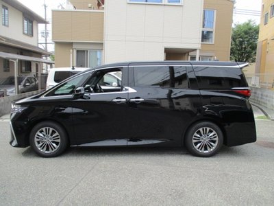 صورة 48 لـ 2024 Toyota ALPHARD
