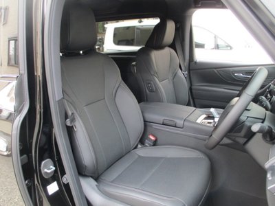 صورة 24 لـ 2024 Toyota ALPHARD