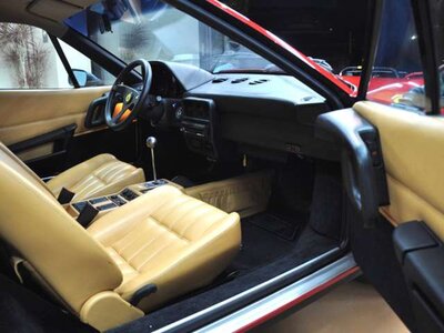صورة 13 لـ 1989 Ferrari 328 GTB