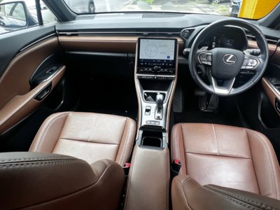 2024 Lexus LBX thumbnail 21