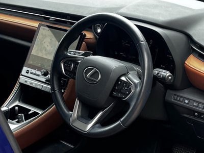 2024 Lexus LBX thumbnail 20