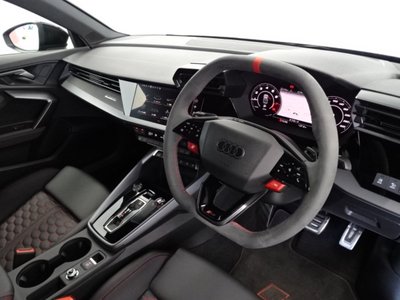 صورة 13 لـ 2025 AUDI RS3 SEDAN