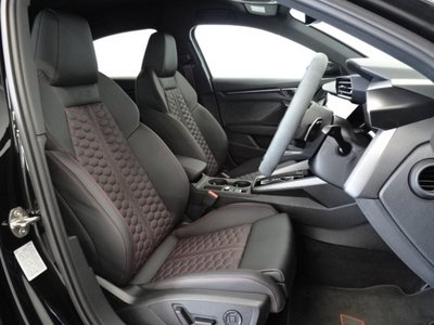 صورة 14 لـ 2025 AUDI RS3 SEDAN