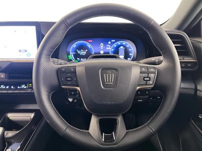 صورة 31 لـ 2025 Toyota CROWN ESTATE