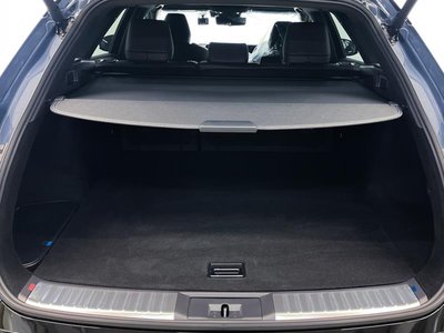 صورة 14 لـ 2025 Toyota CROWN ESTATE