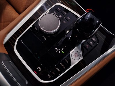 2023 BMW X6 photo 11