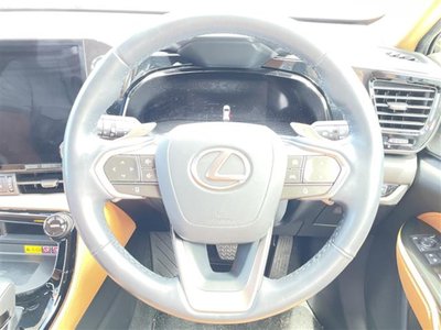 2023 Lexus NX photo 6