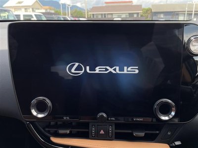 2023 Lexus NX photo 8