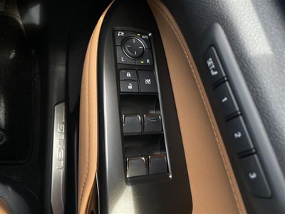 2023 Lexus NX photo 16