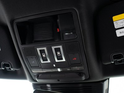 2025 LAND Rover DISCOVERY — миниатюра 116