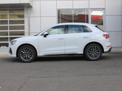 2026 AUDI Q3 photo 5