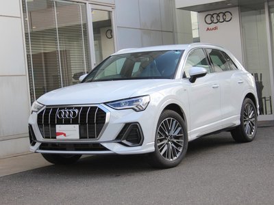 2026 AUDI Q3 photo 2