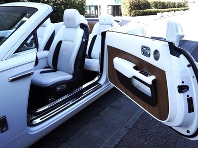 2018 ROLLS-ROYCE DAWN 照片 11