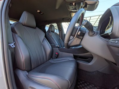 2025 Lexus LBX — миниатюра 43