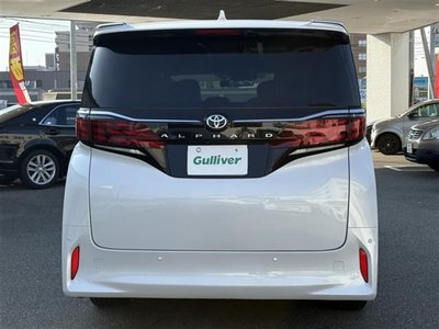2024 Toyota ALPHARD — фото 31