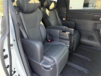 2024 Toyota ALPHARD — фото 26