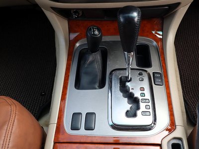 2006 Toyota LAND CRUISER 100 — миниатюра 20