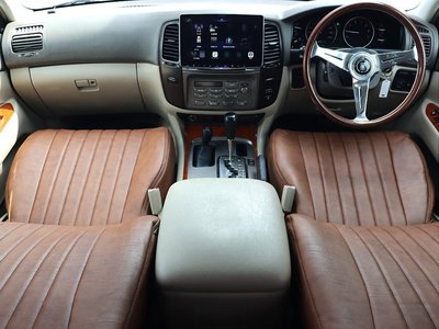 2006 Toyota LAND CRUISER 100 — миниатюра 3