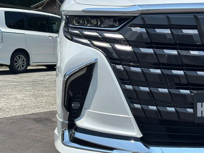2023 Toyota ALPHARD — миниатюра 8