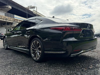 2021 Lexus LS thumbnail 31