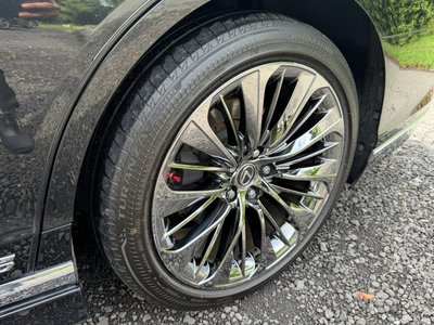 2021 Lexus LS thumbnail 32