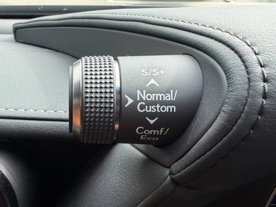 2021 Lexus LS thumbnail 47