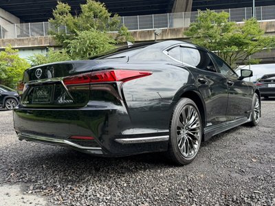 2021 Lexus LS thumbnail 26